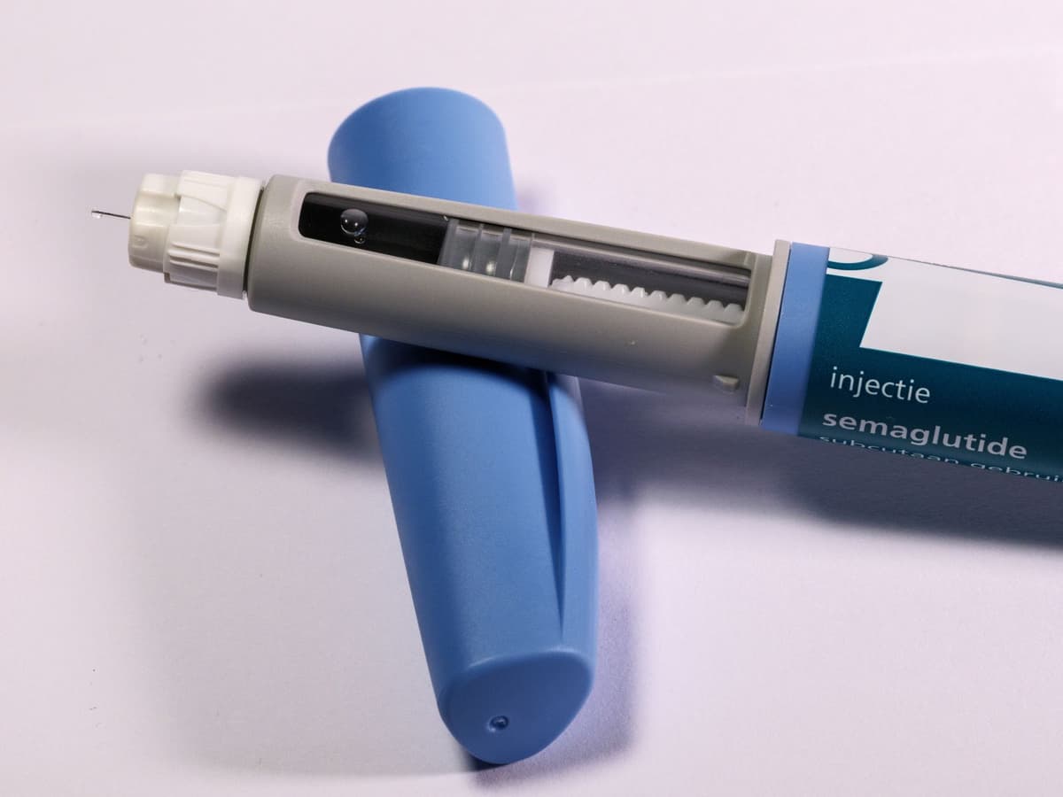 GLP-1 Side Effects: Managing Nausea, Constipation, and Muscle Loss on Ozempic and Mounjaro