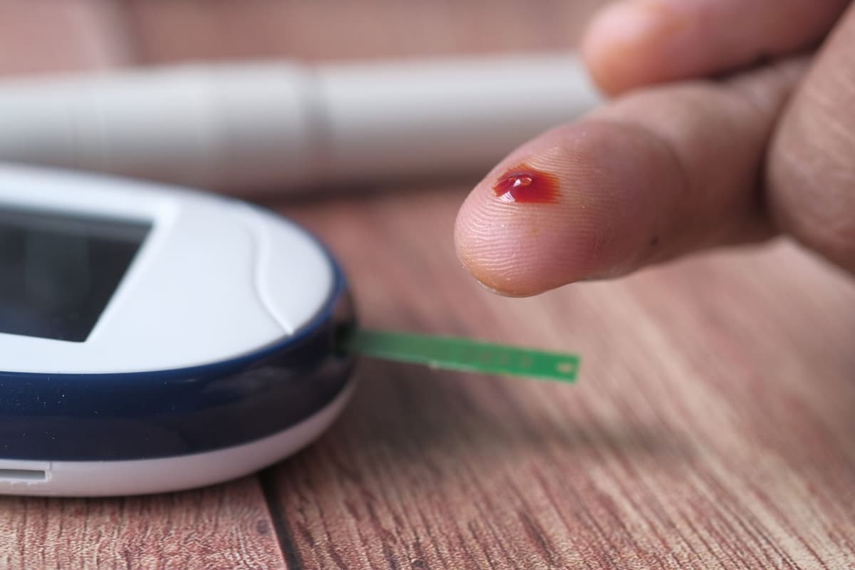Hypoglycemia in Non-Diabetics: Causes, Workup, and What to Eat